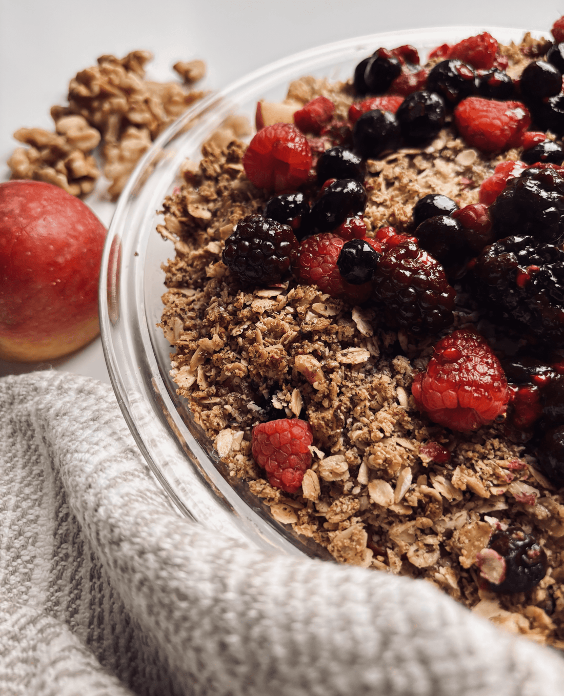 High-Fiber Apple Berry Crumble (Vegan,Gluten-Free, Dairy-Free, Egg-Free, Nut-Free Option)