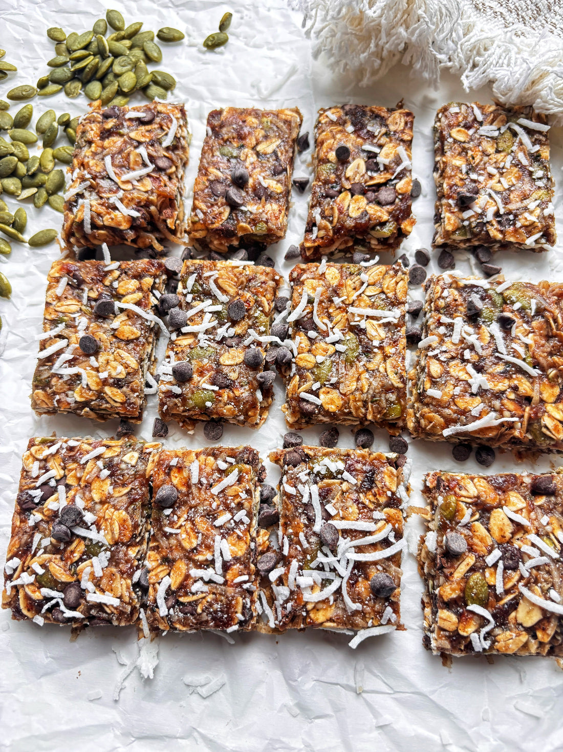 school safe nut free no bake no sugar date sweetened granola bars
